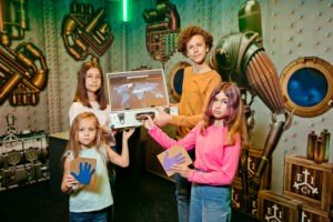 Суми Факторія Україна день народження для дітей свята дитини школярі квести квест-кімната