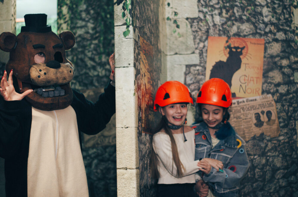 Фокси, Фредди, Фнаф, FNaF, хоррор-игры в реальности, хоррор в реальности, страшные квесты, квесты для подростков, Фактория, Factoria